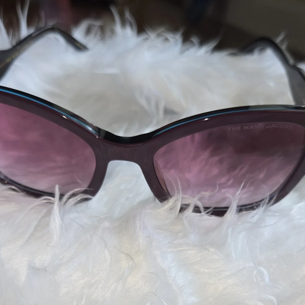 Marc Jacobs Women's 626/s LHF3x 56 MM Burgundy Sunglasses Authentic Luxury